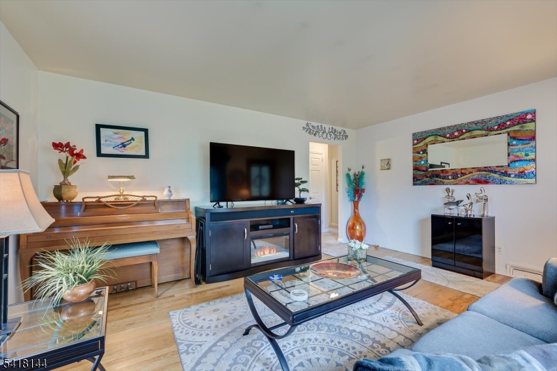 North Edison Border - Residential