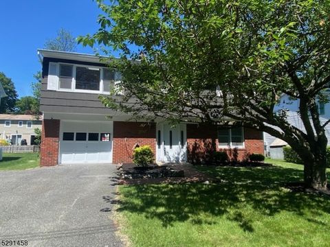 106 Santa Clara Trl, Hopatcong Boro, NJ 07843 - MLS#: 3905269