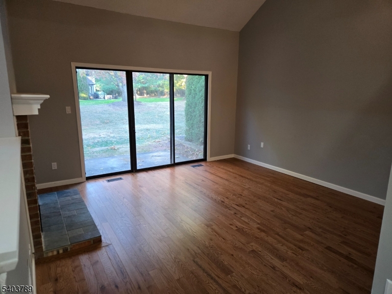 WEYEBRIDGE - Residential