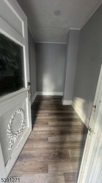 Newark City, New Jersey 07104, United States, 3 Bedrooms Bedrooms, ,1 BathroomBathrooms,Residential,Active,227254