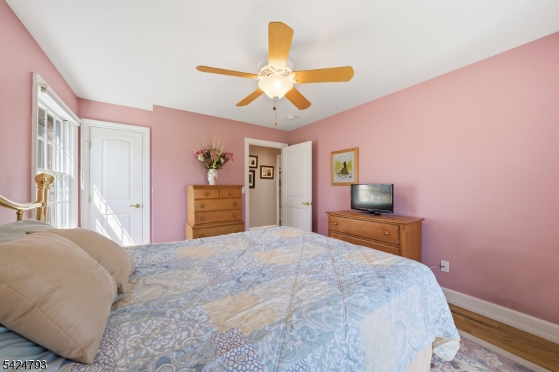 Edgewater Lake - Residential