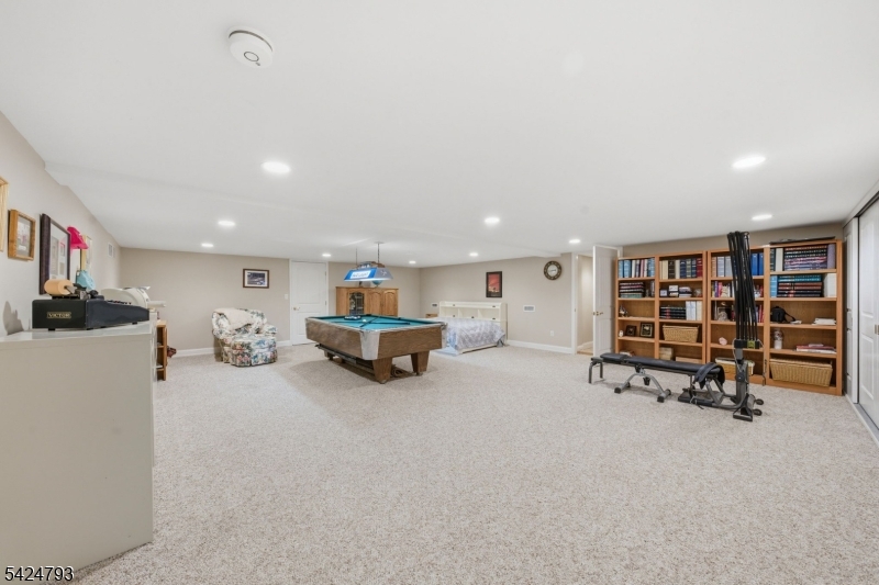 Edgewater Lake - Residential