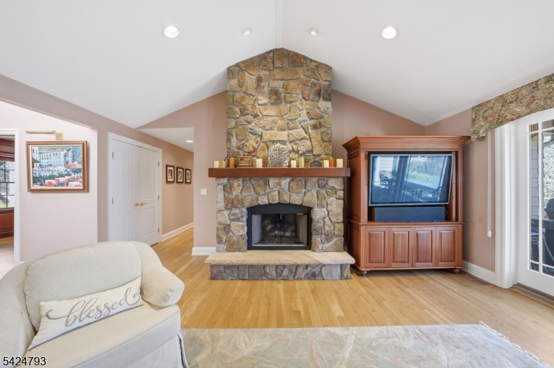 Edgewater Lake - Residential