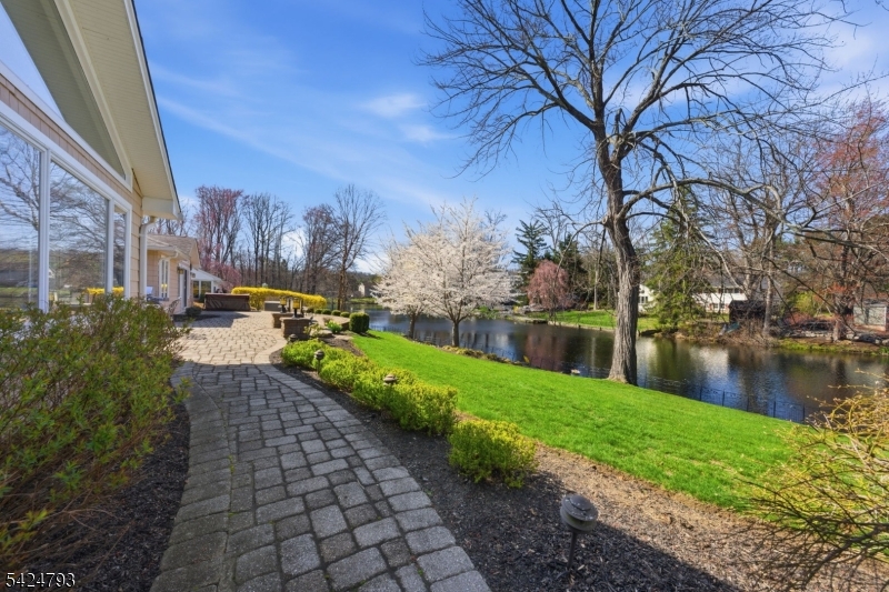 Edgewater Lake - Residential