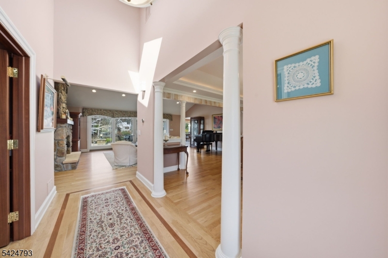 Edgewater Lake - Residential