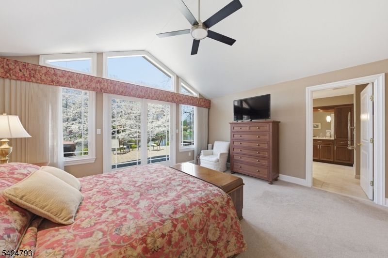 Edgewater Lake - Residential