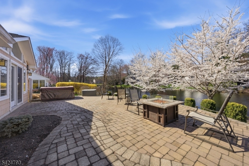 Edgewater Lake - Residential