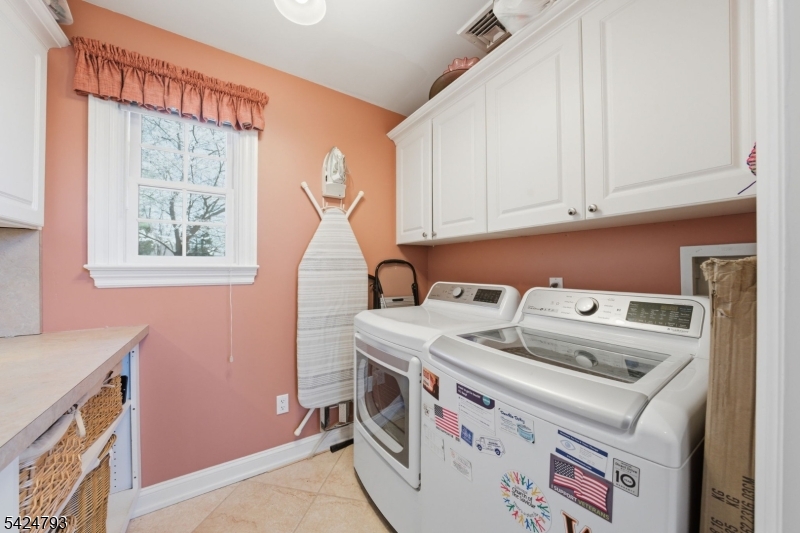 Edgewater Lake - Residential