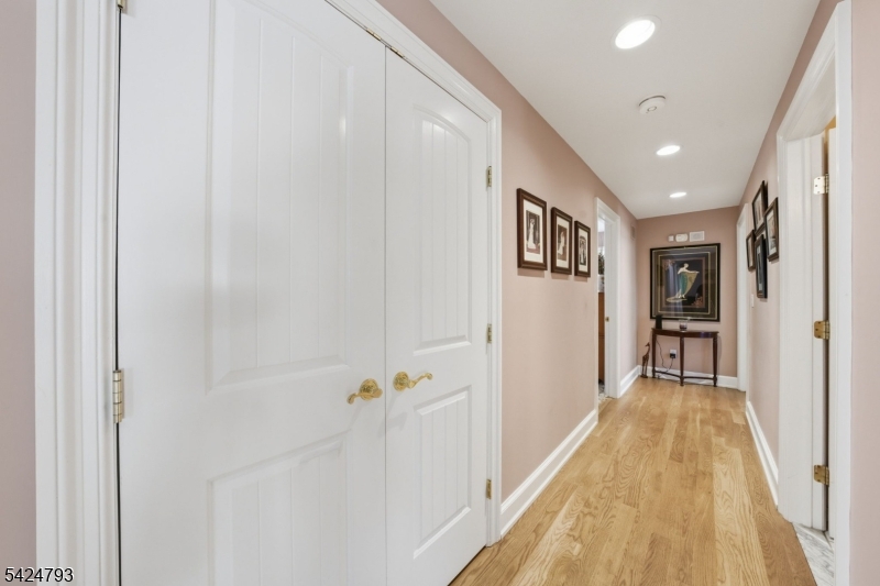 Edgewater Lake - Residential