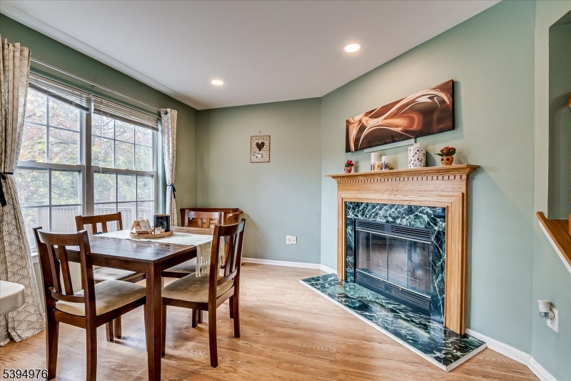 Crestmont Manor - Residential