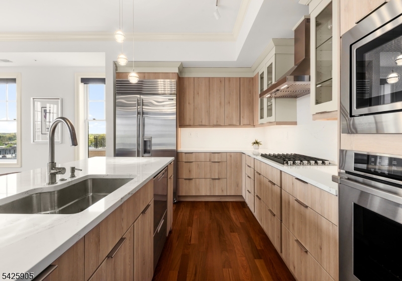 40 Park Place - Residential