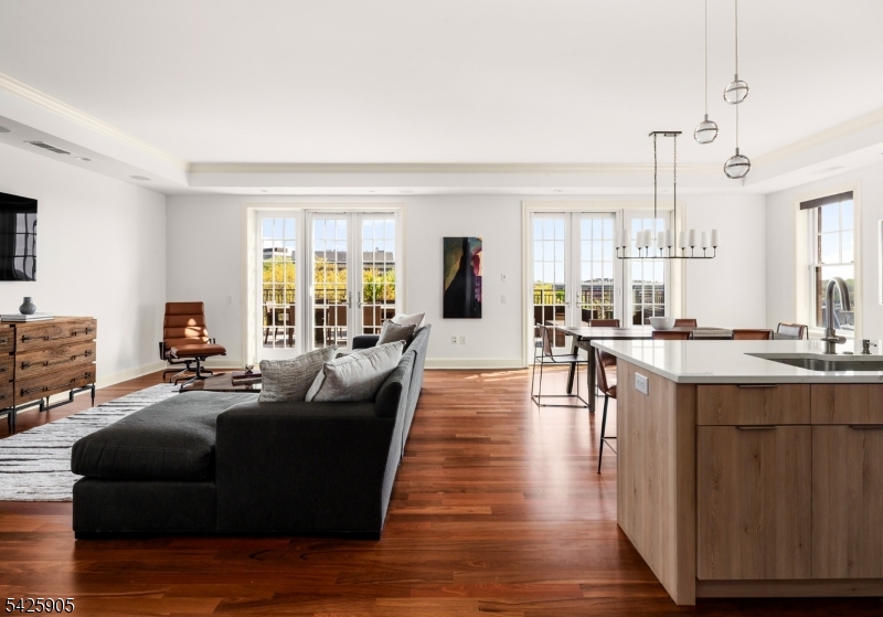 40 Park Place - Residential