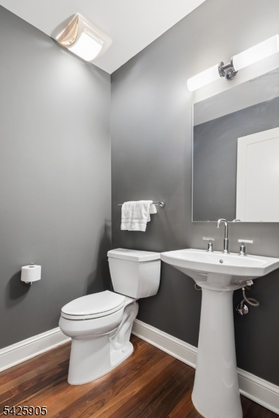 40 Park Place - Residential