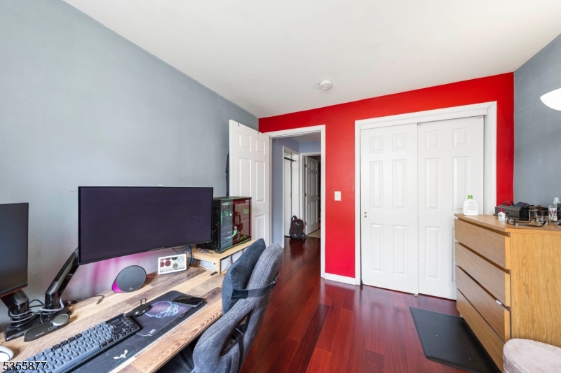 1342-1350 North Ave A2