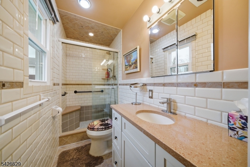 CENTERGROVE - Residential