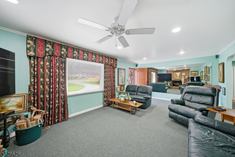 CENTERGROVE - Residential