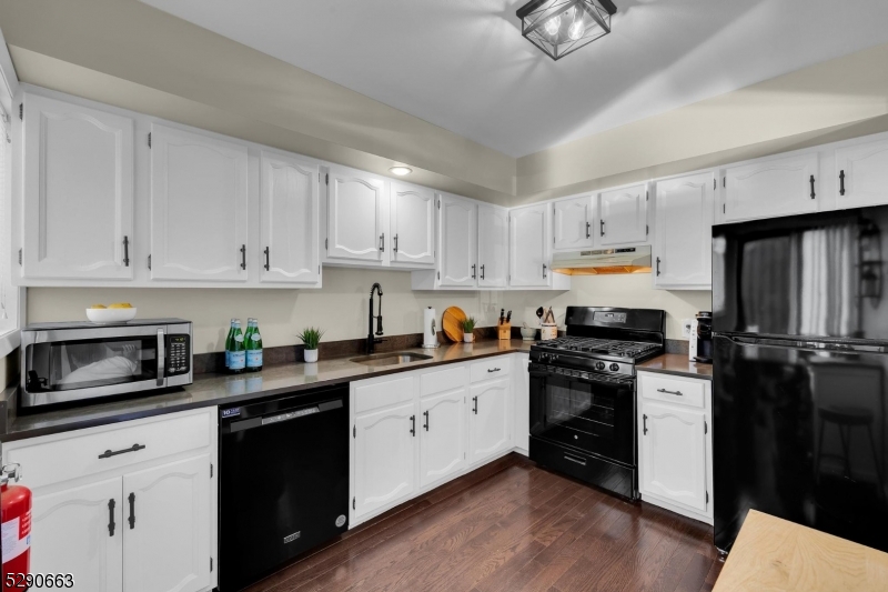 Hastings Square - Residential