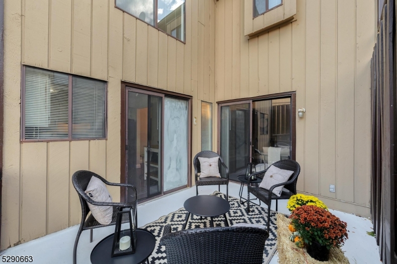 Hastings Square - Residential