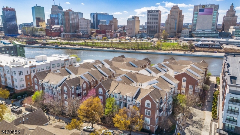 Dey and Bergen - Residential