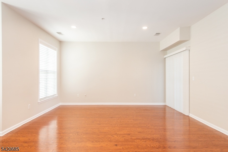 Dey and Bergen - Residential