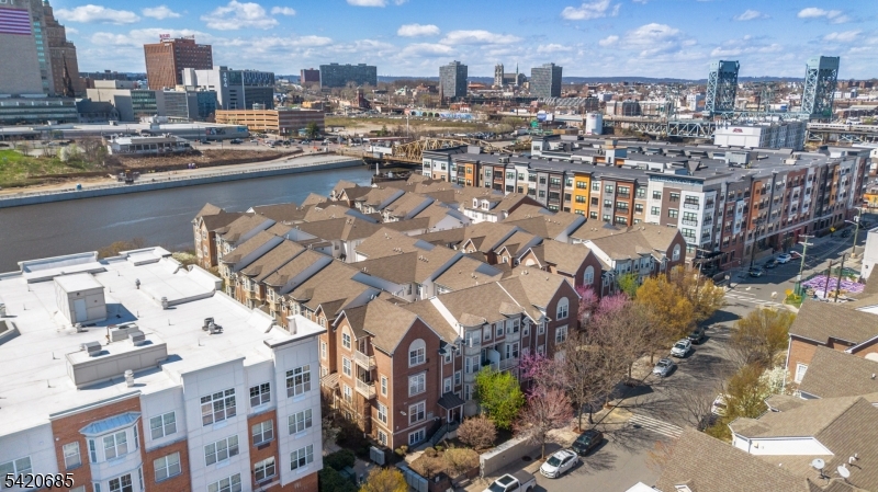 Dey and Bergen - Residential