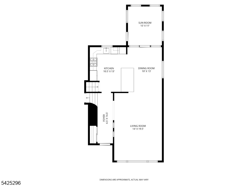 Main image without alt text