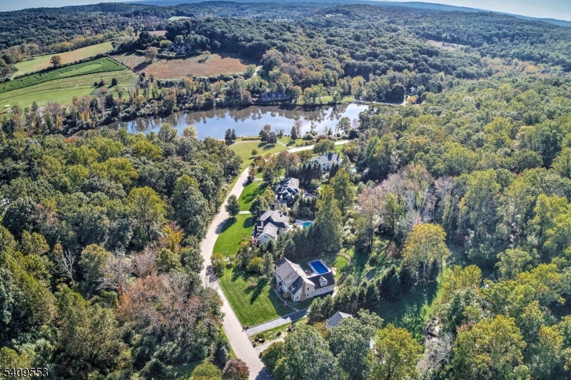 BROOKRACE - Residential