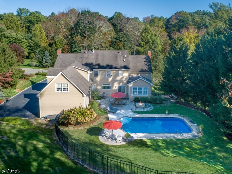 BROOKRACE - Residential