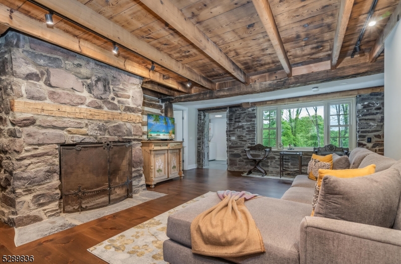 Kleinhans Farm - Residential