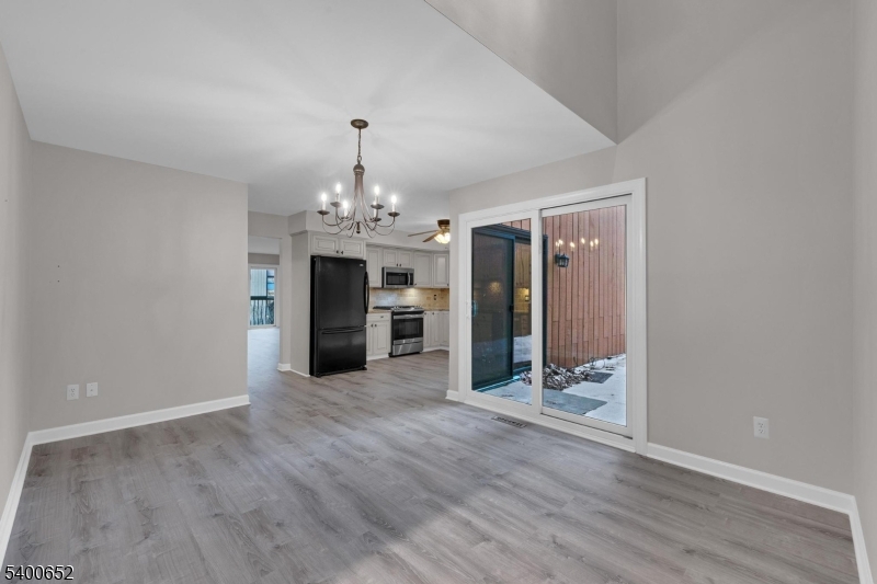 Hastings Square - Residential