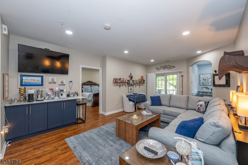 HORIZONS AT MT ARLINGTON - Residential