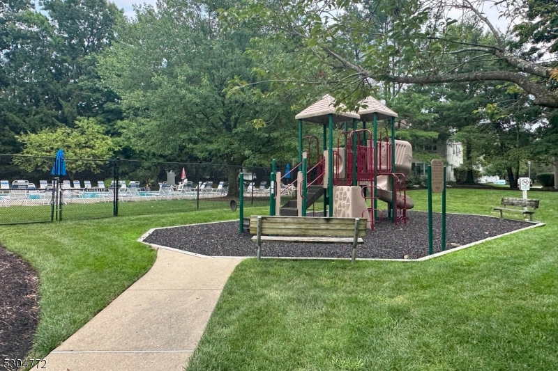 Seasons Glen - Residential