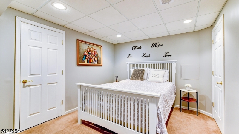 Patriot Hill - Residential Lease