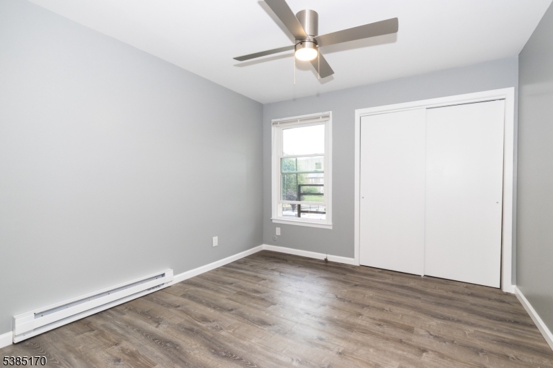 East Orange City, New Jersey 07017, United States, 2 Bedrooms Bedrooms, ,2 BathroomsBathrooms,Residential,Active,211319