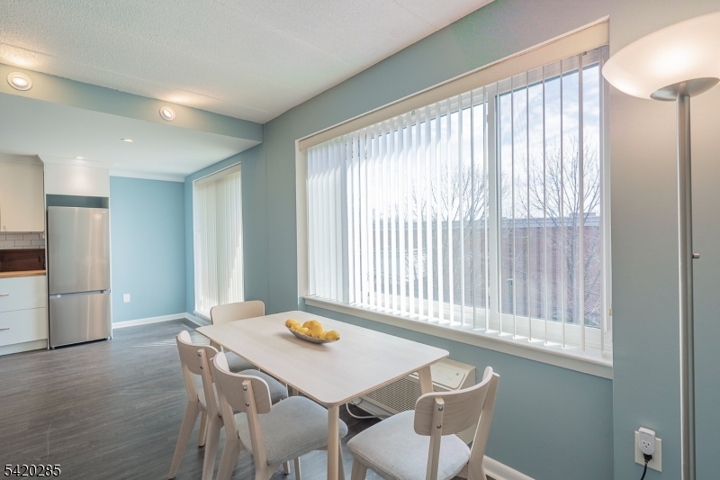 Springfield Manor - Residential