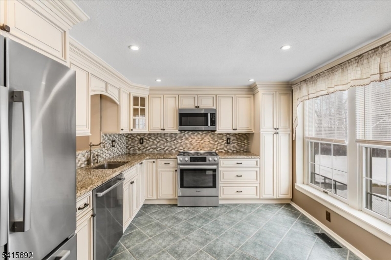 Franklin Meadows - Residential