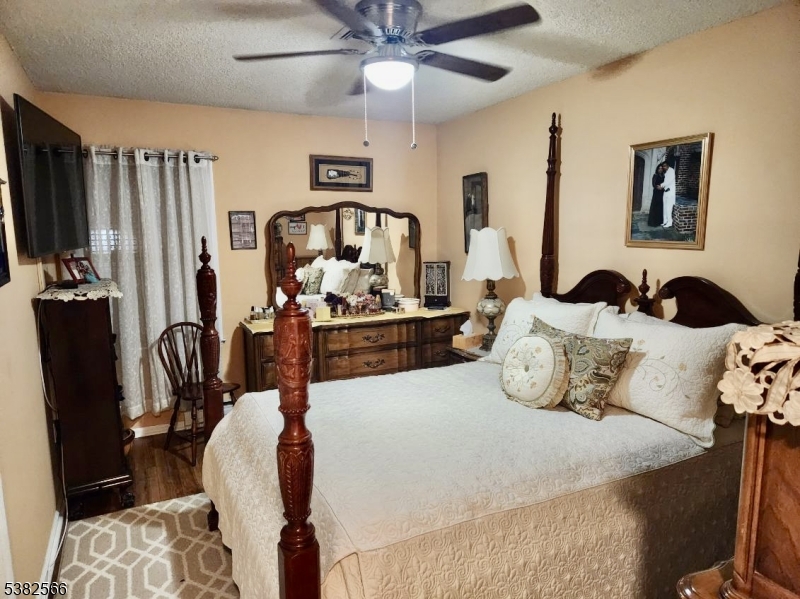 ROSSMOOR Community - Residential