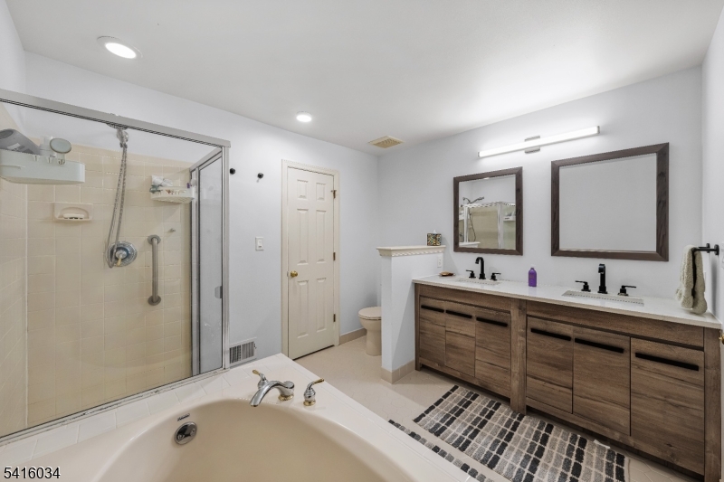 Stratton Meadows - Residential