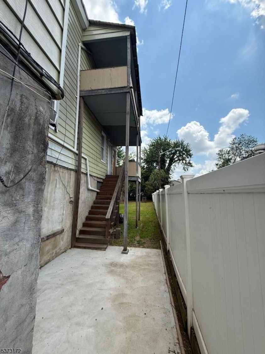 City Of Orange Twp., New Jersey 07050, United States, 2 Bedrooms Bedrooms, ,4 BathroomsBathrooms,Residential,Active,175563