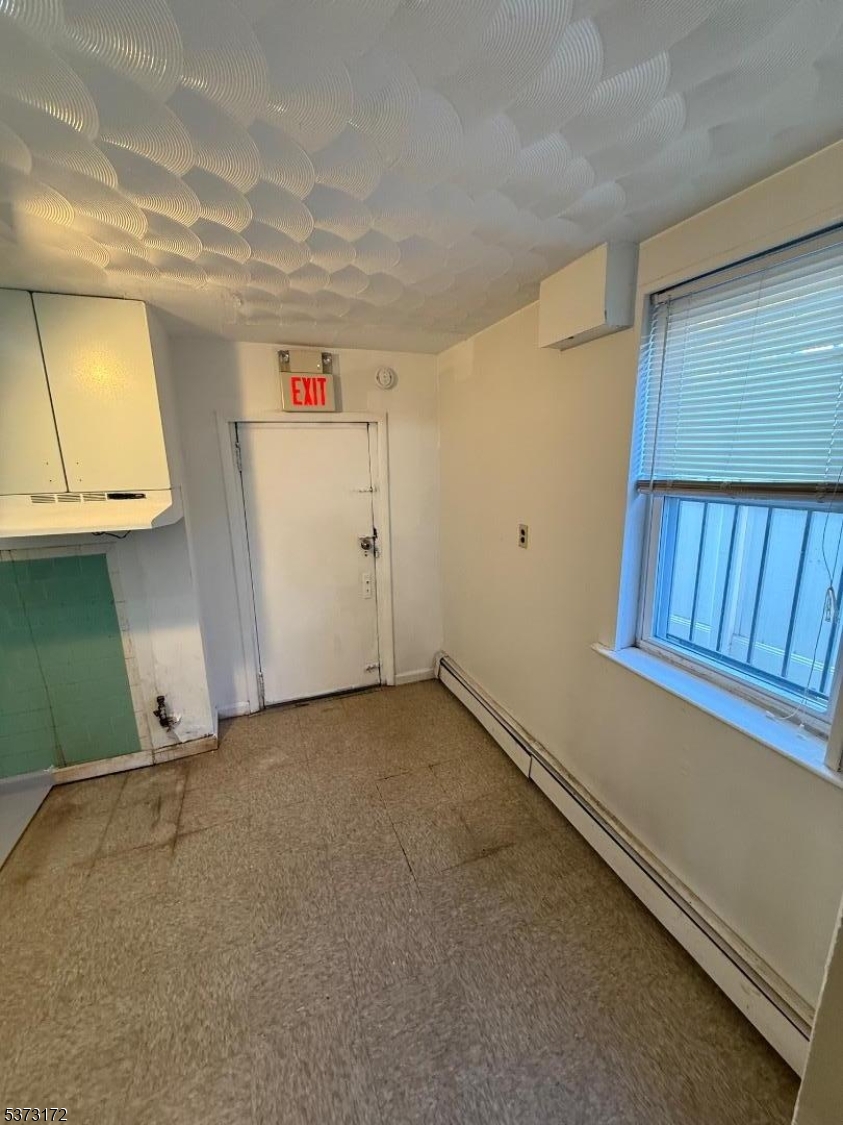 City Of Orange Twp., New Jersey 07050, United States, 2 Bedrooms Bedrooms, ,4 BathroomsBathrooms,Residential,Active,175563