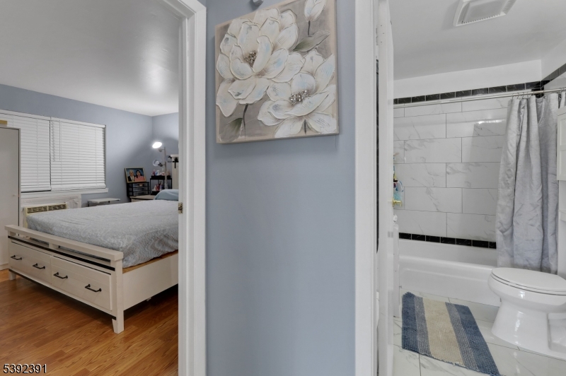 Howard Condominium - Residential