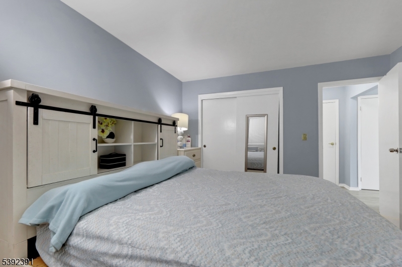 Howard Condominium - Residential