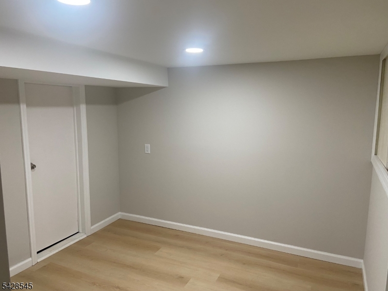 Kellogg Park - Residential Income