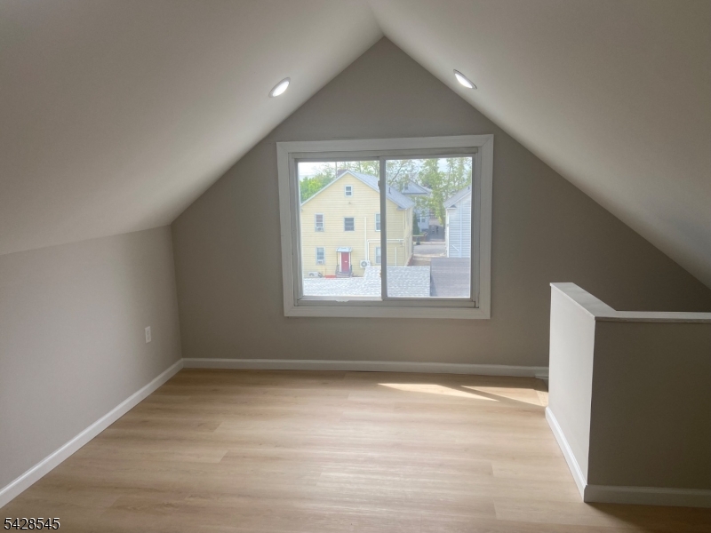 Kellogg Park - Residential Income