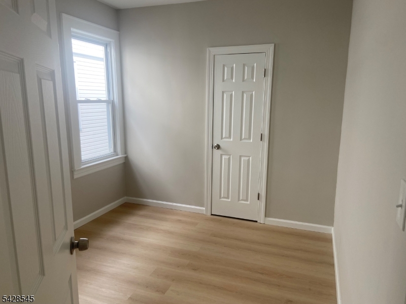 Kellogg Park - Residential Income