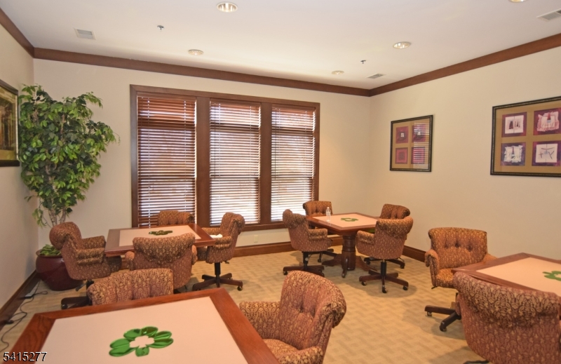 Four Seasons - Residential