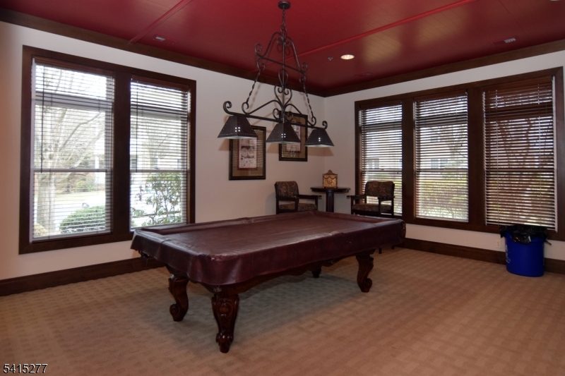 Four Seasons - Residential