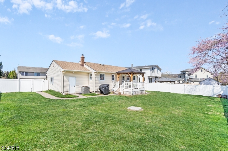 South Bound Brook Boro, New Jersey 08880, United States, 3 Bedrooms Bedrooms, ,1 BathroomBathrooms,Residential,Coming Soon,99019