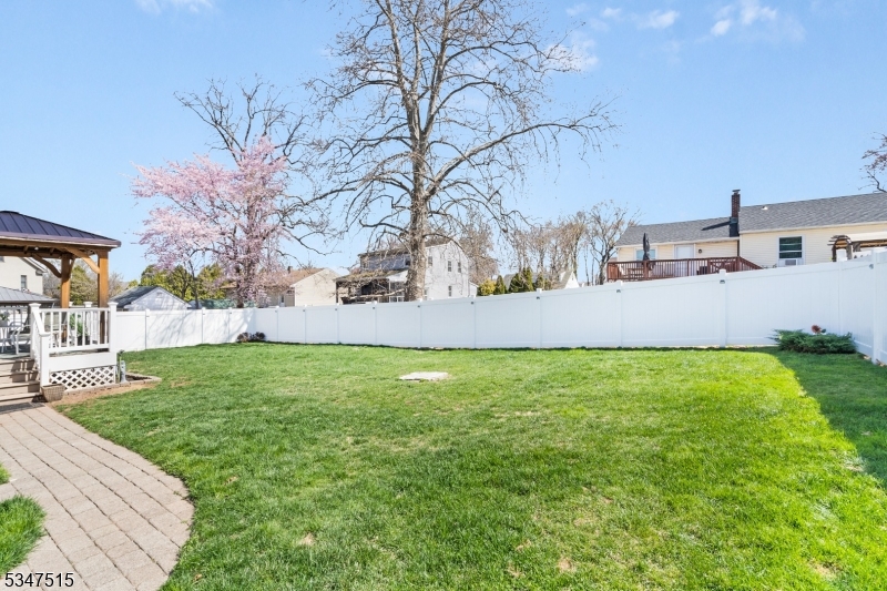 South Bound Brook Boro, New Jersey 08880, United States, 3 Bedrooms Bedrooms, ,1 BathroomBathrooms,Residential,Coming Soon,99019