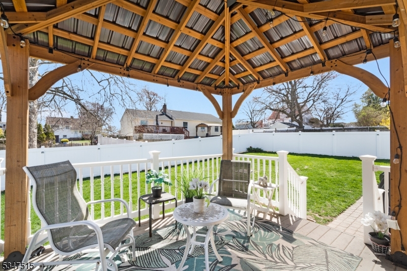 South Bound Brook Boro, New Jersey 08880, United States, 3 Bedrooms Bedrooms, ,1 BathroomBathrooms,Residential,Coming Soon,99019